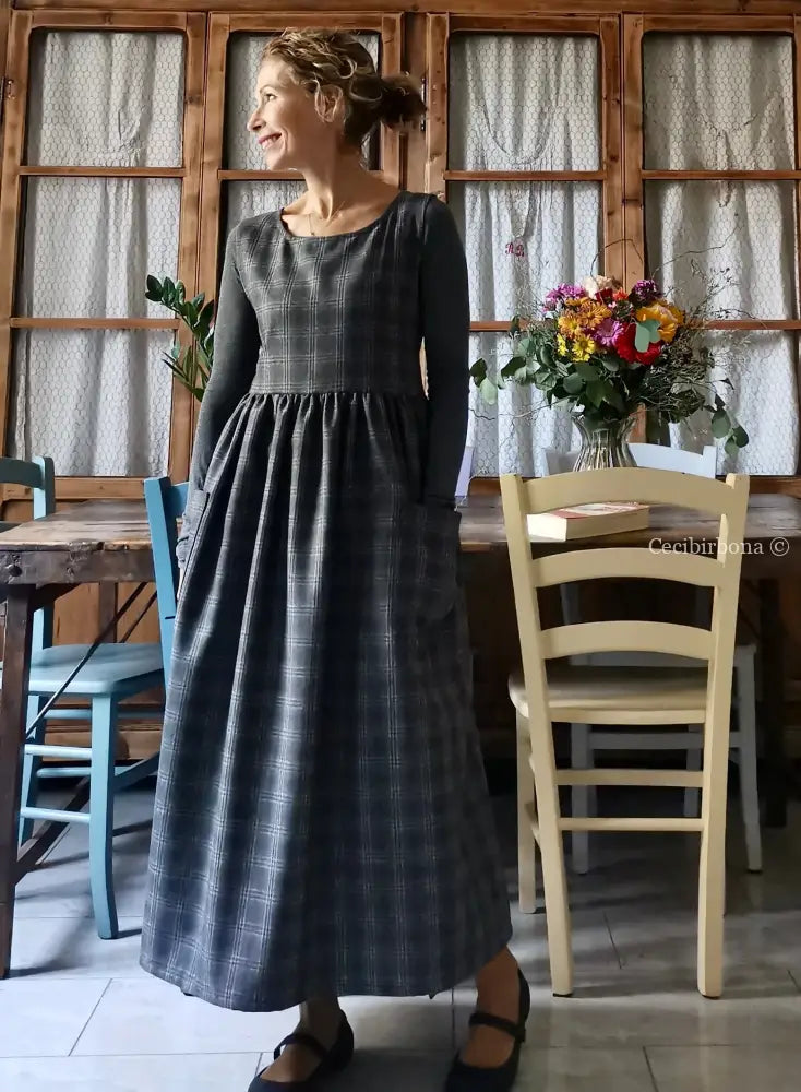 Riservato per Carla Grembiule per donna in tartan nero e grigio (Ref. 62) grembiule donna tessuti moderni