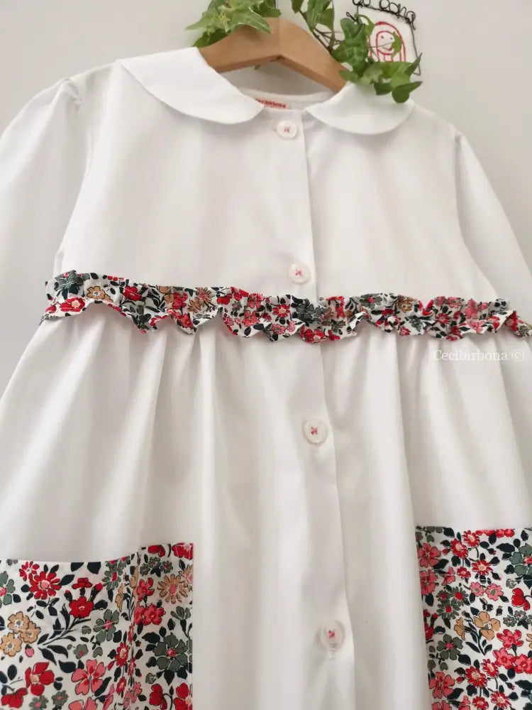 Riservato per Cecilia Il grembiulino bianco con i gerani - grembiule in cotone bianco per scuola primaria con colletto