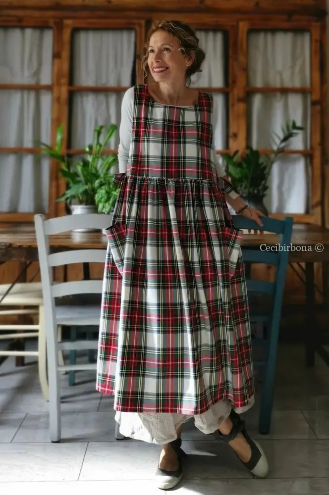 Riservato per Cristina Grembiule per donna in tartan bianco e rosso grembiule donna tessuti moderni