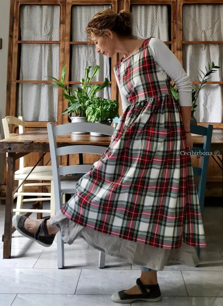 Riservato per Cristina Grembiule per donna in tartan bianco e rosso grembiule donna tessuti moderni