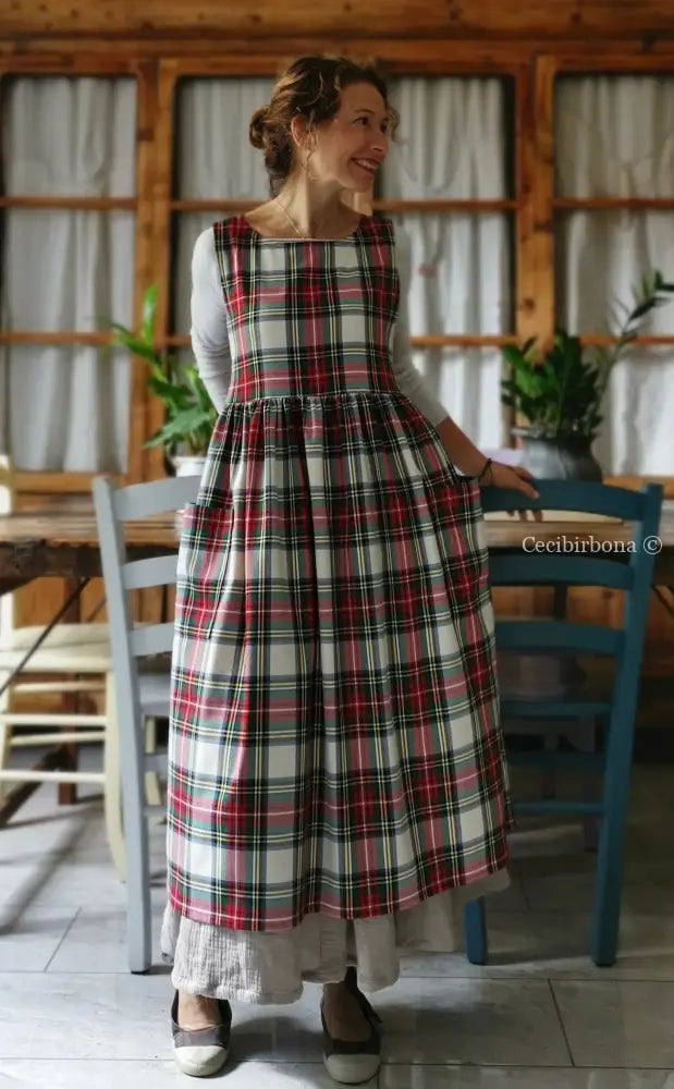 Riservato per Cristina Grembiule per donna in tartan bianco e rosso grembiule donna tessuti moderni
