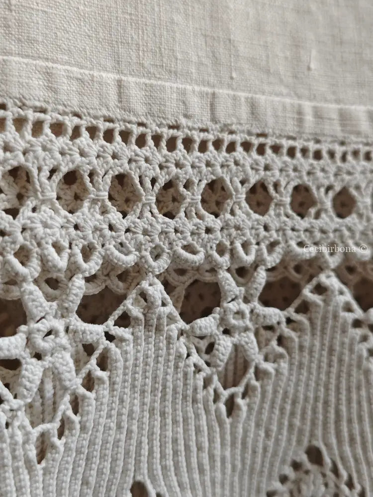 Riservato per Cristina Telo antico con monogramma DA e 35 sottopiatti all’ uncinetto biancheria antica per la casa