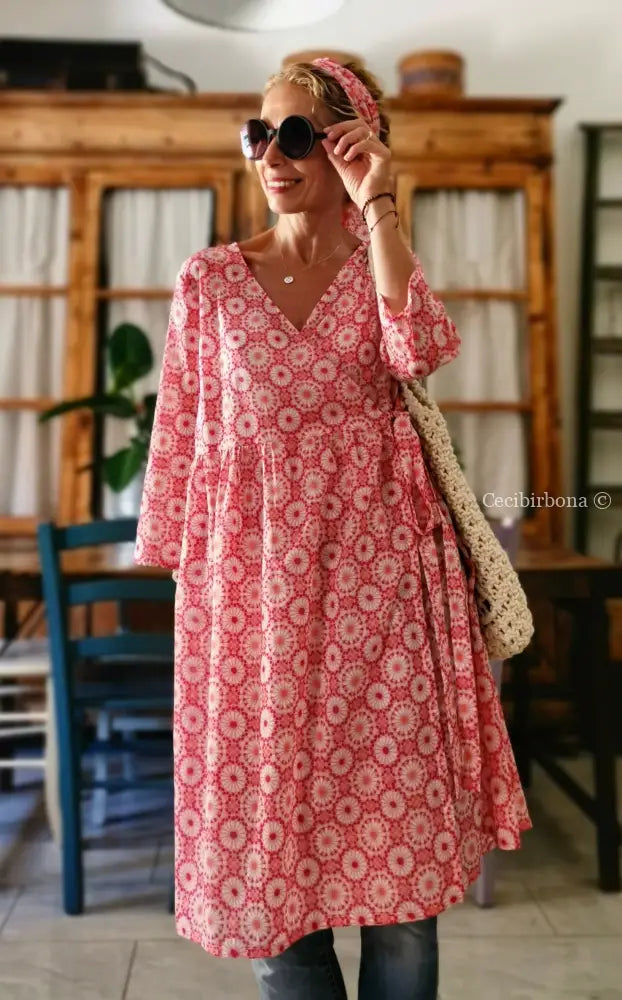 Riservato per Daniela Abito incrociato a fiori con maniche abito donna