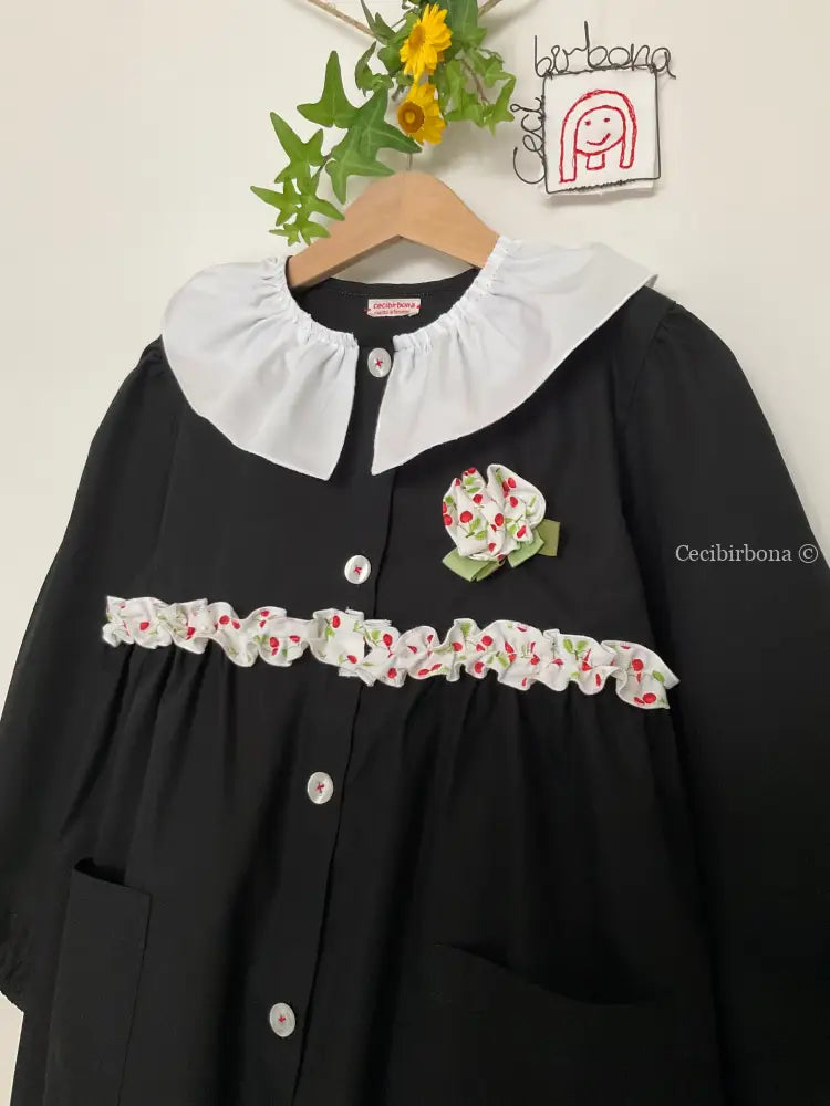 Riservato per Emma e Adele Il grembiulino nero con colletto pierrot per scuola primaria grembiule scuola bimba