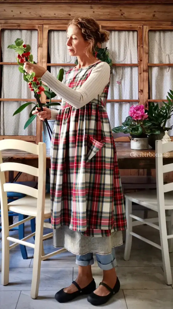 Riservato per Francesca Grembiule per donna in tartan bianco e rosso e gonna denim grembiule donna tessuti moderni