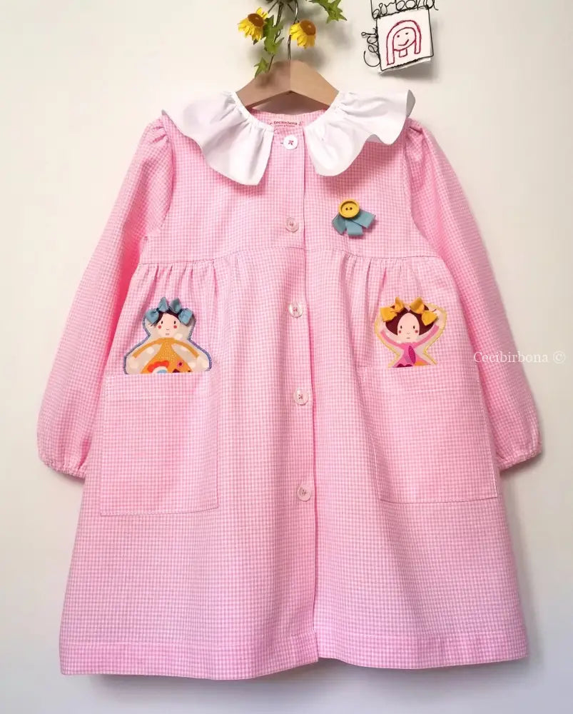 Riservato per Giada Il grembiulino blu con le bamboline e il colletto tondo baby per scuola primaria grembiule scuola