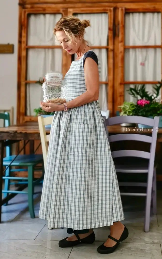 Riservato per HEATHER Grembiule in cotone tartan celeste e panna (Ref. 311) grembiule donna tessuti moderni