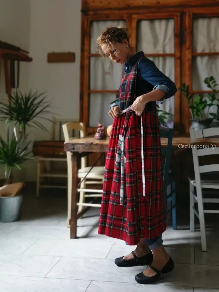 Riservato per Marta Grembiule in lana tartan patchwork (Ref. 361) Grembiule donna