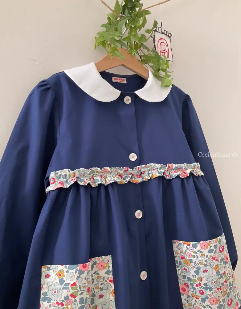 Riservato per Matilde Il grembiulino blu con i fiori celesti grembiule scuola bimba