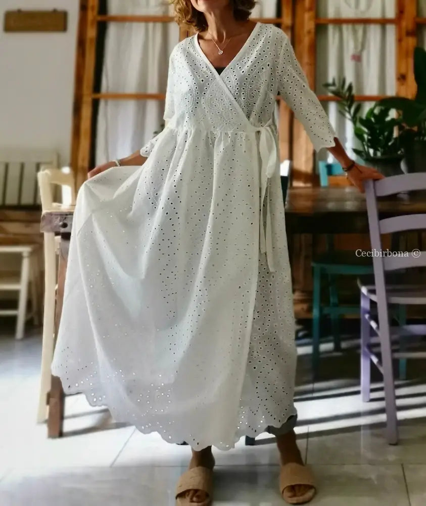 Riservato per Michela Abito incrociato in sangallo di cotone con maniche abito donna