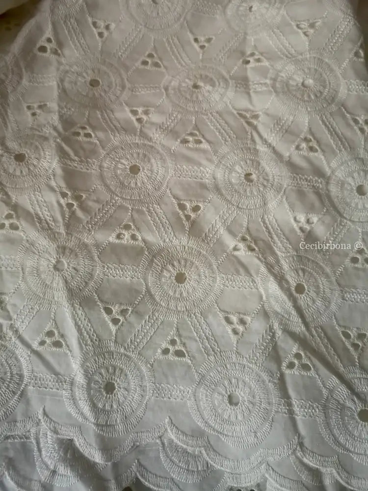 Riservato per Michela Abito incrociato in sangallo di cotone con maniche abito donna