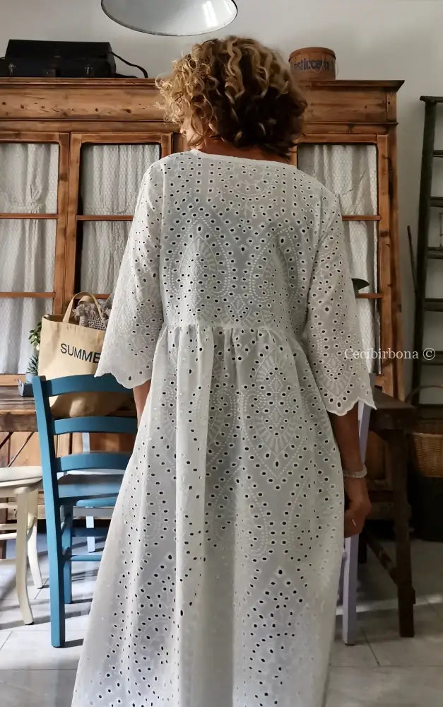 Riservato per Michela Abito incrociato in sangallo di cotone con maniche abito donna