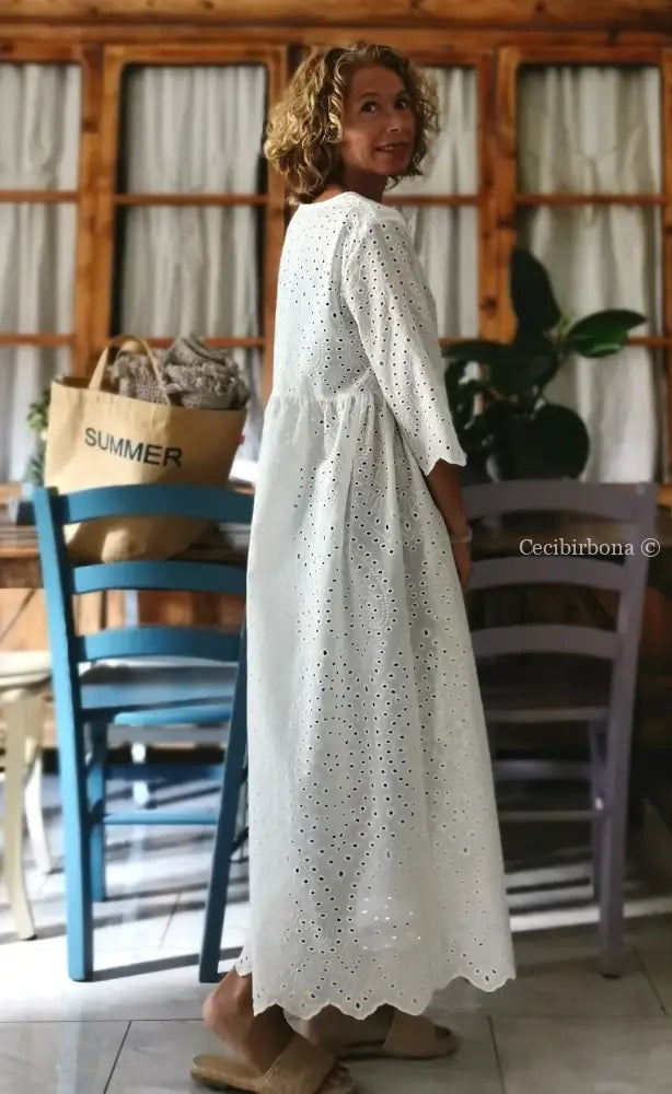 Riservato per Michela Abito incrociato in sangallo di cotone con maniche abito donna