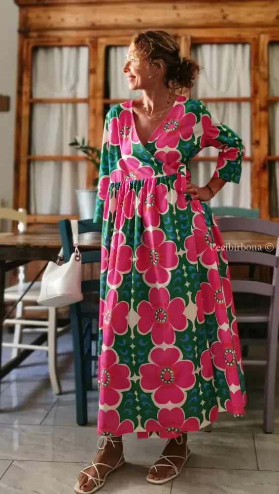 Riservato per Sandra Disponibile in preordine Abito lungo incrociato a fiori abito donna