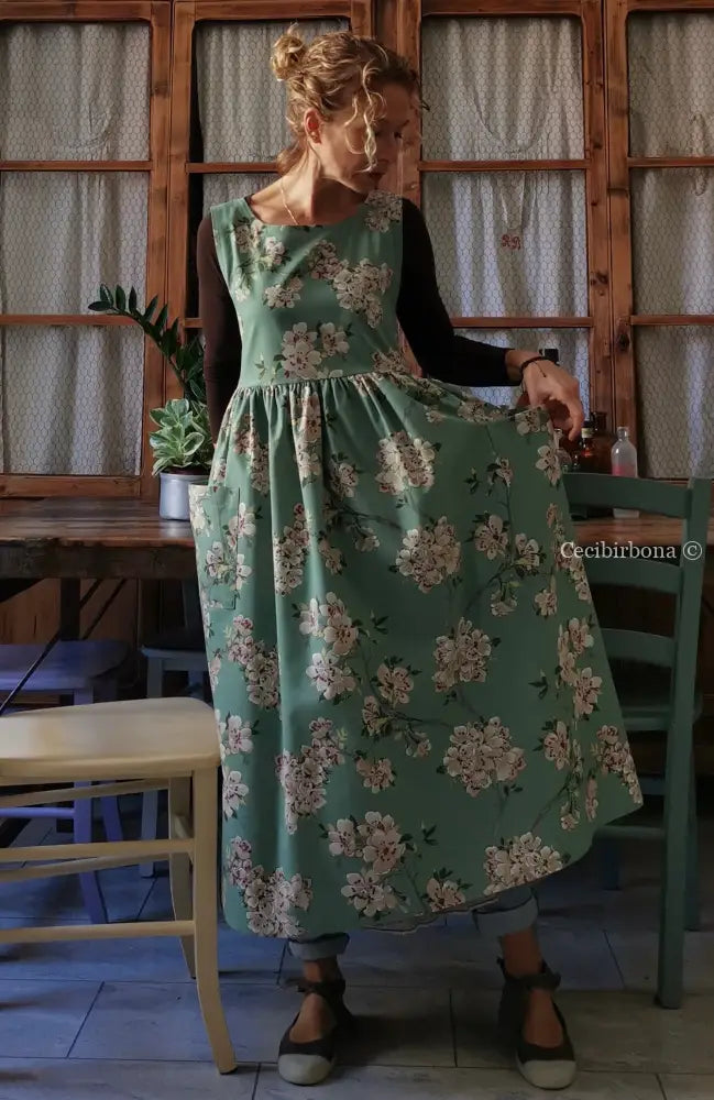 Riservato per Stefano Disponibile in preordine Grembiule con i fiori di pesco (Ref. 85) grembiule donna tessuti moderni