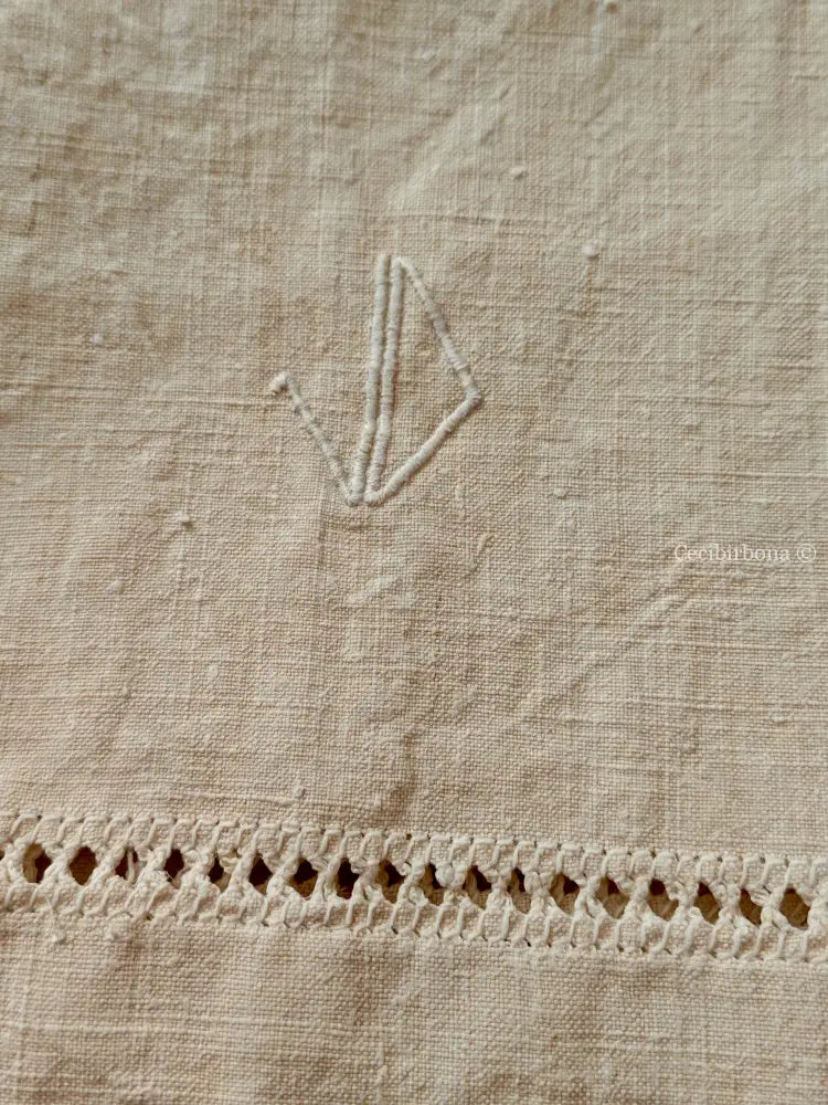 Set di asciugamani antichi in lino con sfilatura e monogramma biancheria antica per la casa