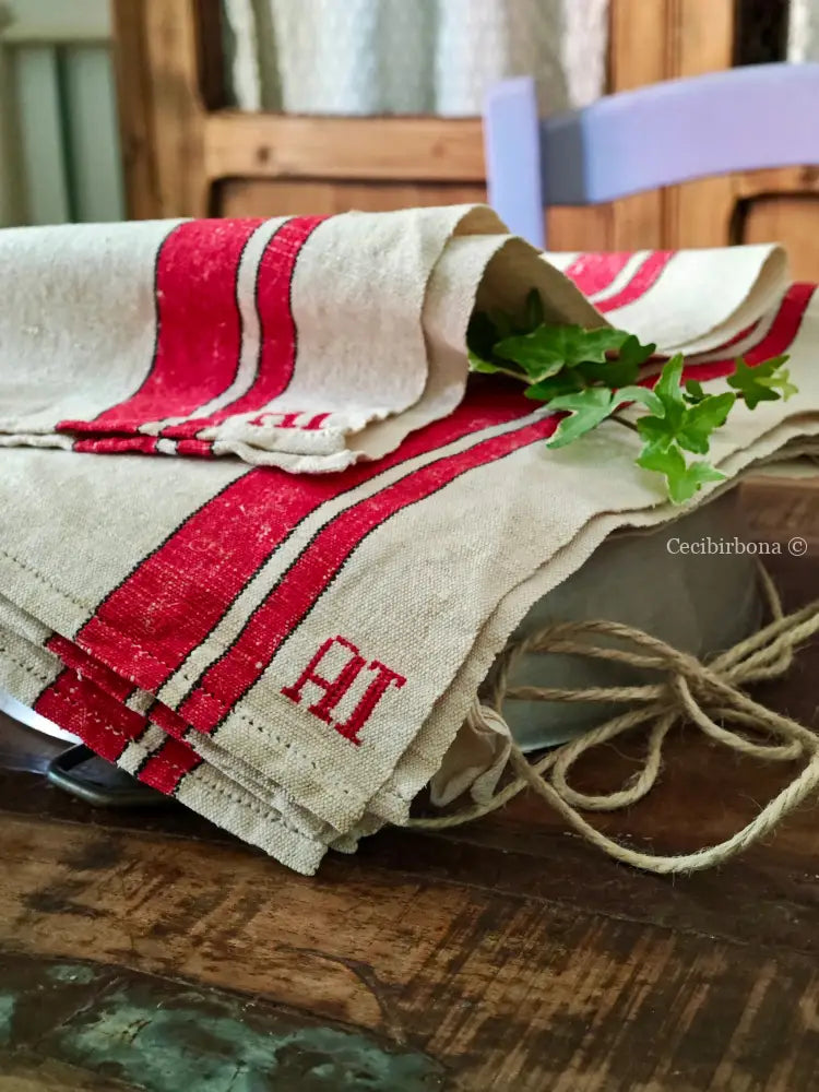 Set di cinque canovacci in canapa biancheria antica per la casa
