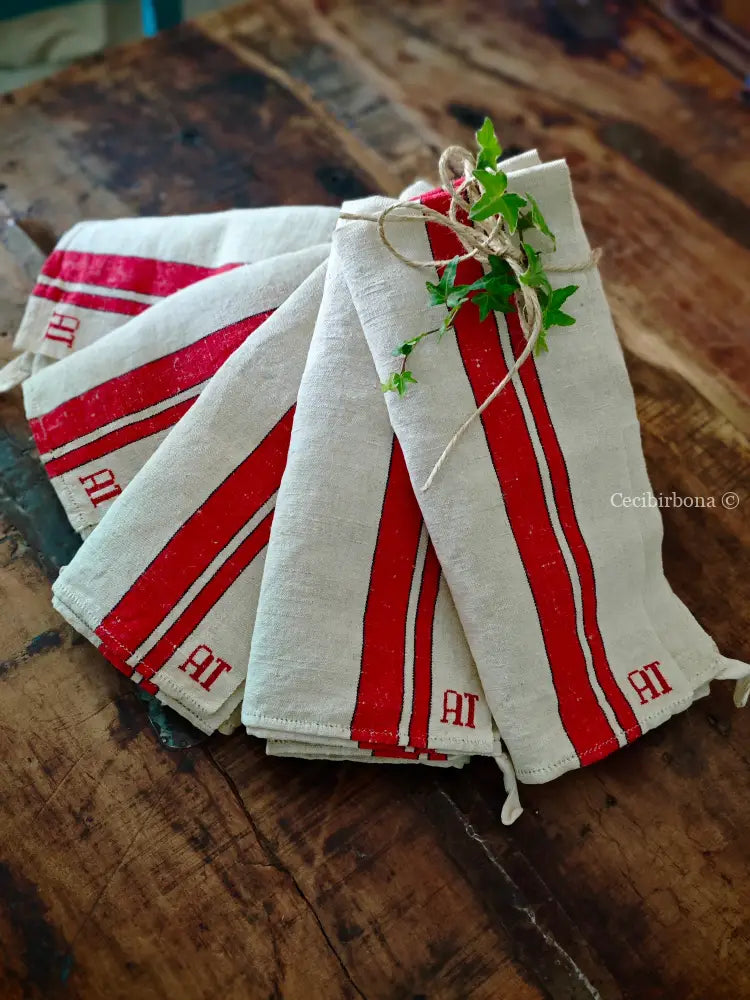 Set di cinque canovacci in canapa biancheria antica per la casa