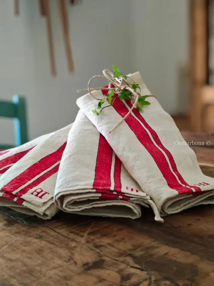 Set di cinque canovacci in canapa biancheria antica per la casa