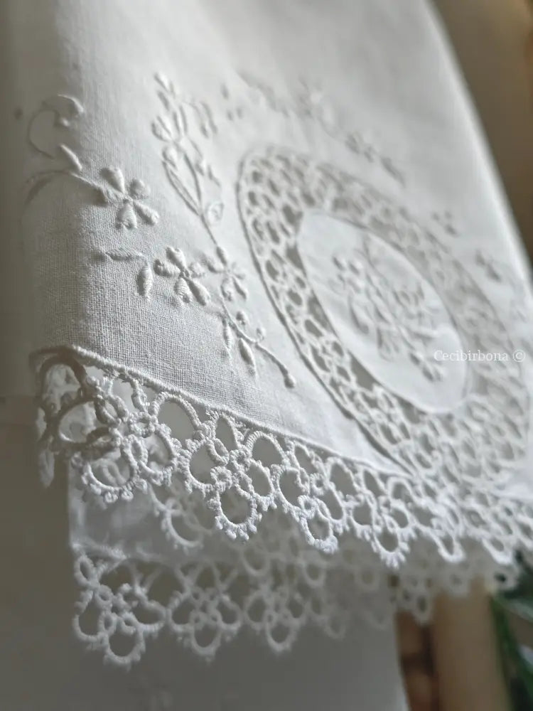 Teli in lino ricamato a chiacchierino Ricamo fiori Telo in lino