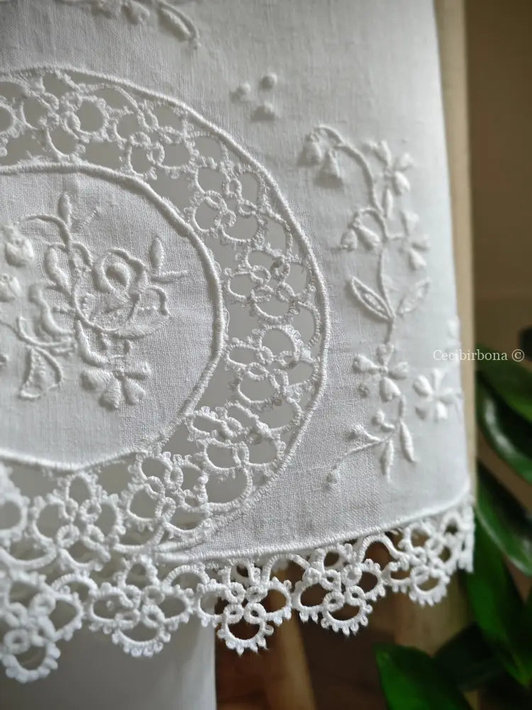 Teli in lino ricamato a chiacchierino Ricamo fiori Telo in lino