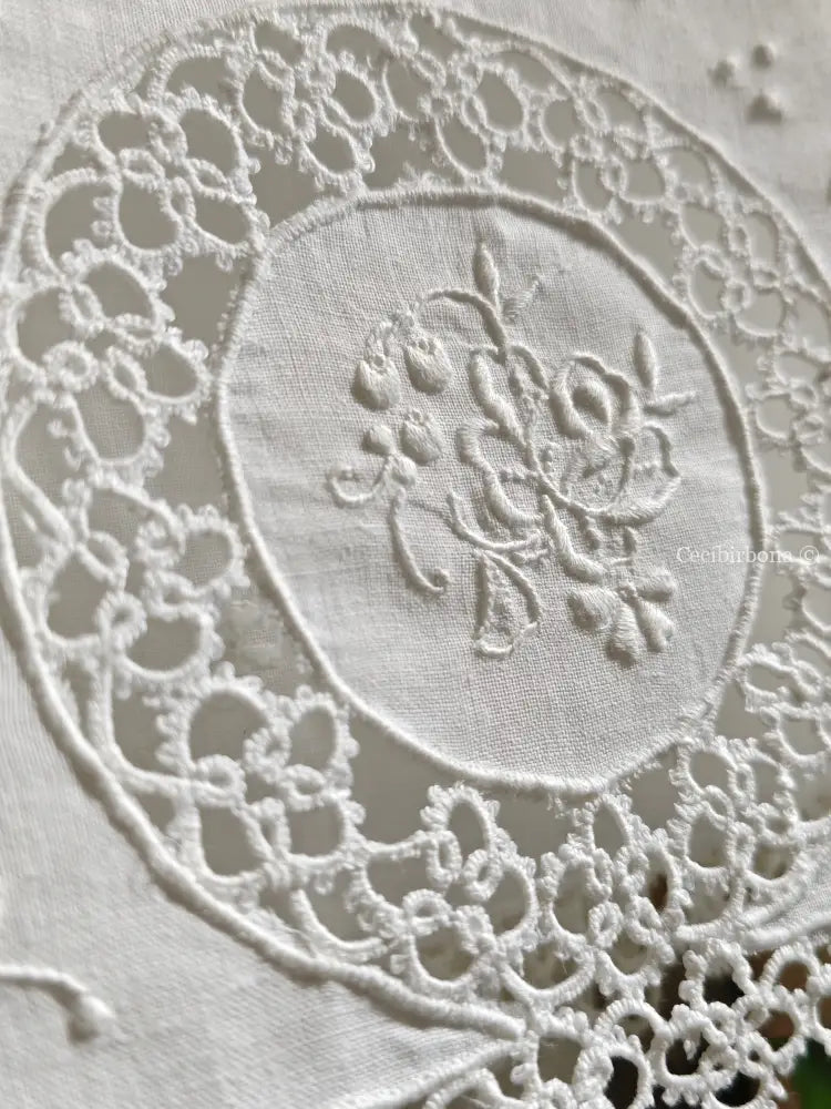 Teli in lino ricamato a chiacchierino Ricamo fiori Telo in lino