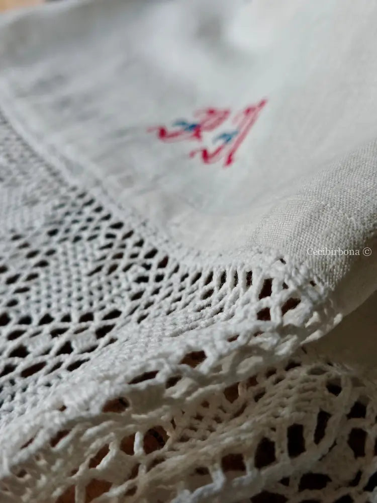 Telo con monogramma PN e balza all’uncinetto Corredo N.3/4 biancheria antica per la casa