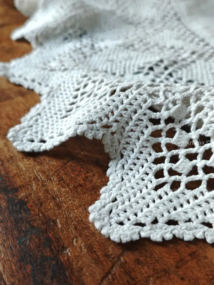 Telo con monogramma PN e balza all’uncinetto Corredo N.3/4 biancheria antica per la casa