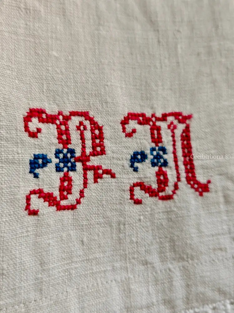 Telo con monogramma PN e balza all’uncinetto Corredo N.3/4 biancheria antica per la casa