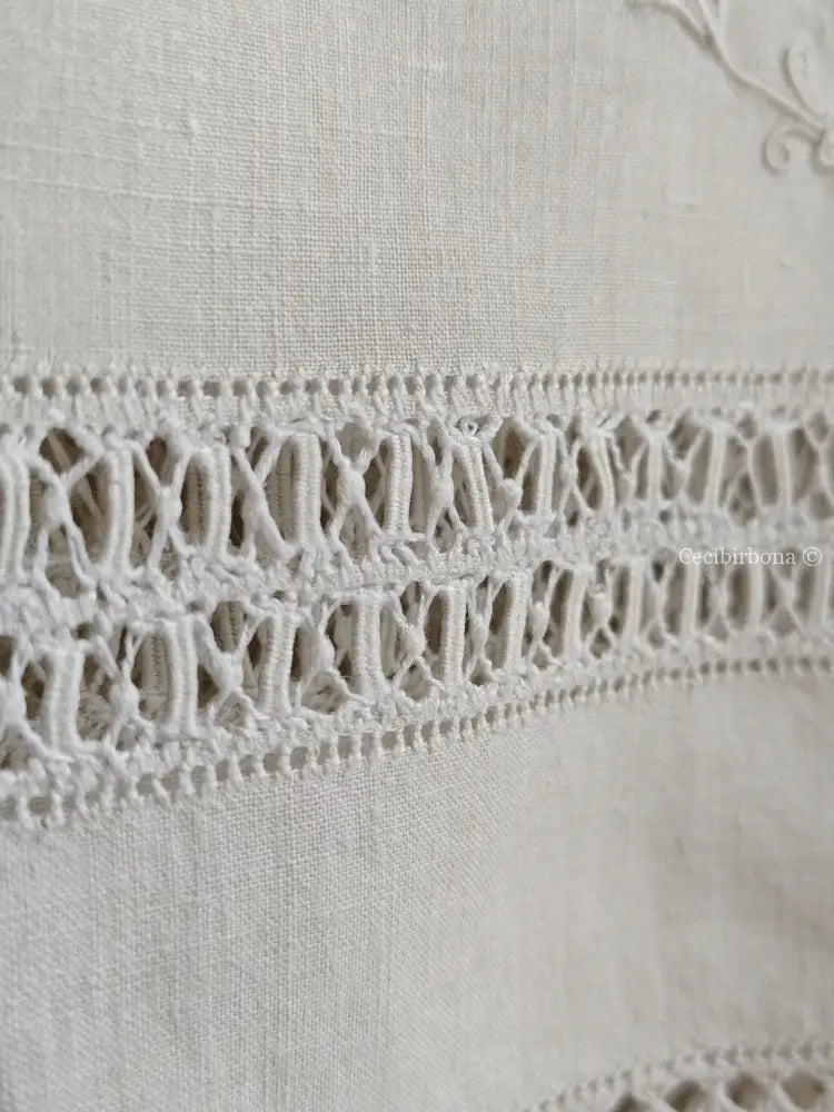 Telo da bagno in lino antico con monogramma NS e sfilature Asciugamano in lino antico