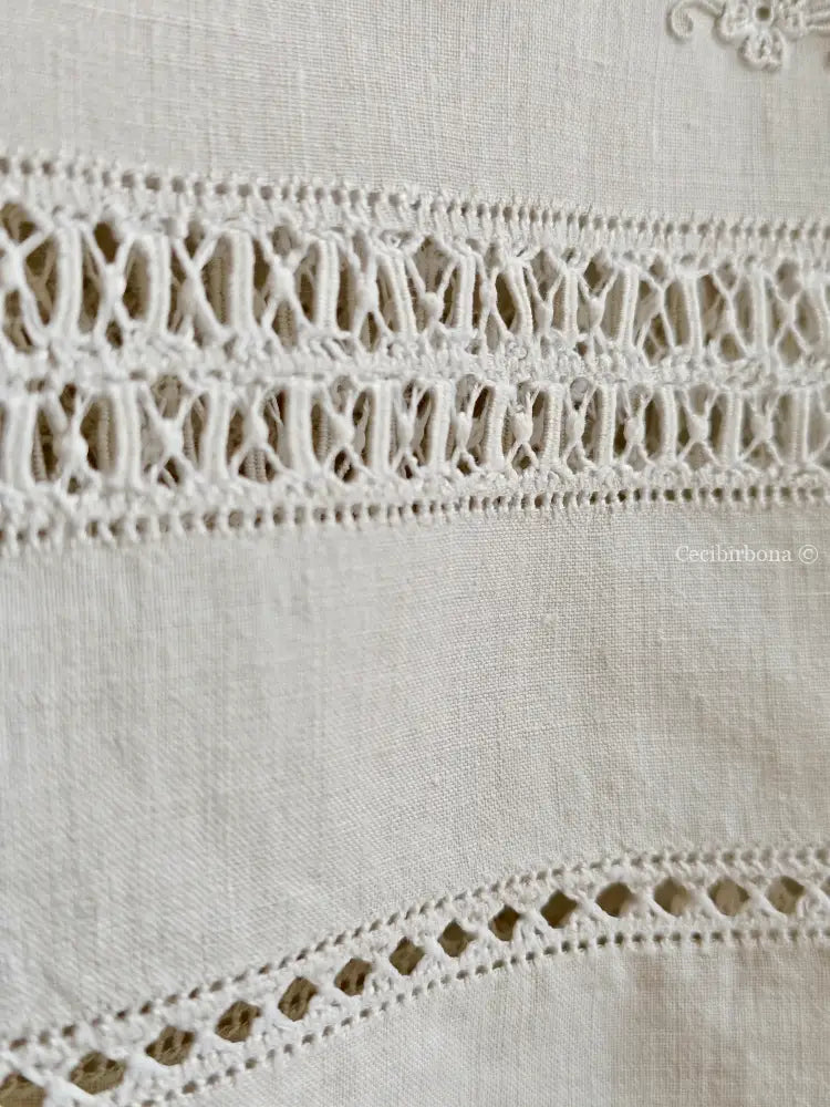 Telo da bagno in lino antico con monogramma NS e sfilature Asciugamano in lino antico