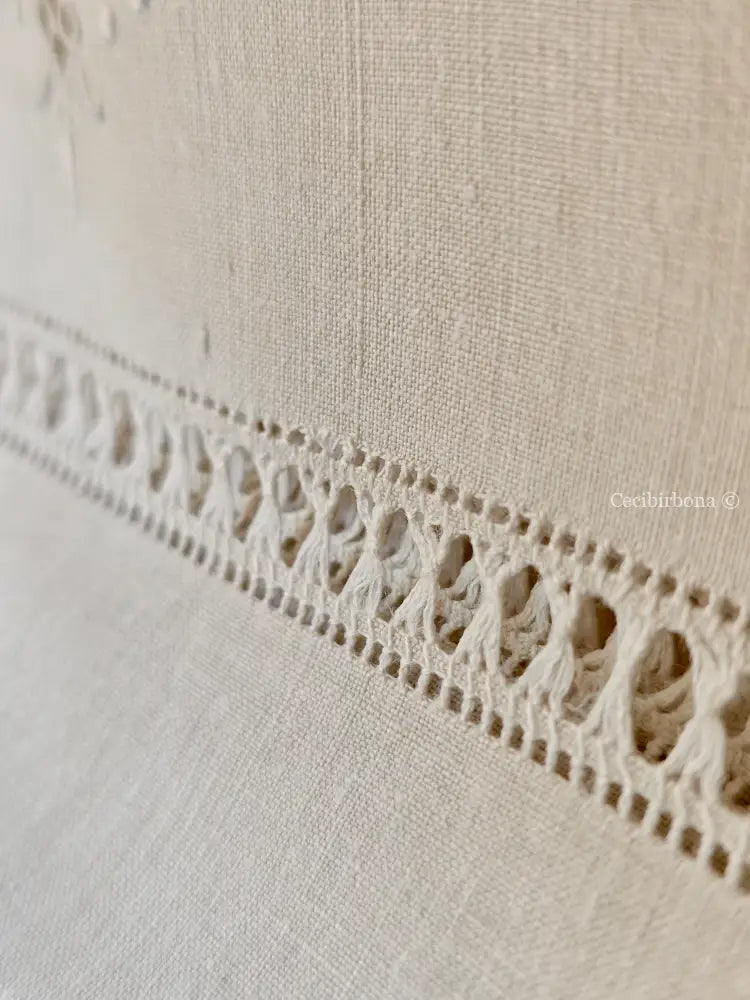 Telo da bagno in lino antico con monogramma NS e sfilature Asciugamano in lino antico