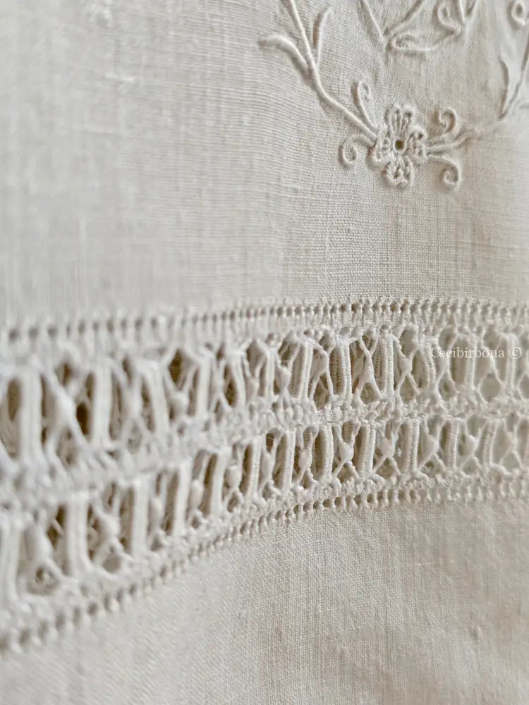 Telo da bagno in lino antico con monogramma NS e sfilature Asciugamano in lino antico