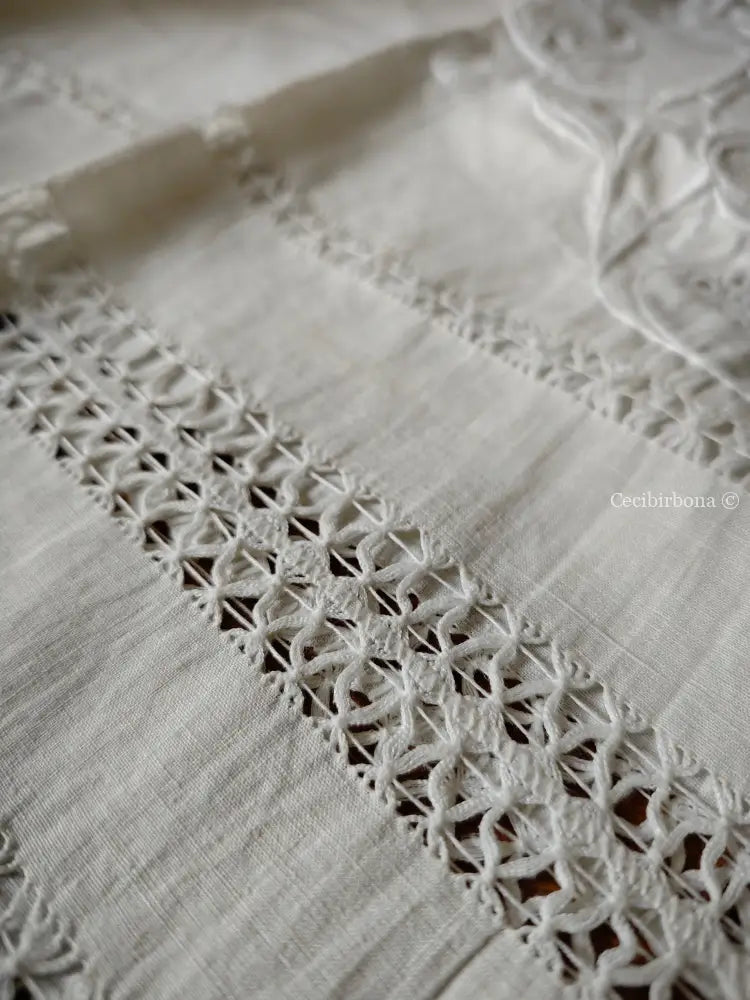 Telo da bagno in lino ricamato “Corredo di Angiolina “ Asciugamano in lino antico
