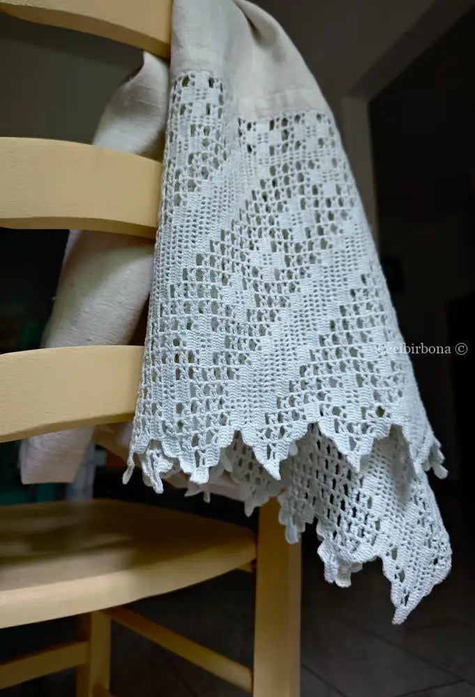 Telo da bagno in lino ricamato “Corredo di Angiolina “ Asciugamano in lino antico