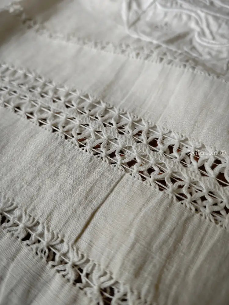 Telo da bagno in lino ricamato “Corredo di Angiolina “ Asciugamano in lino antico