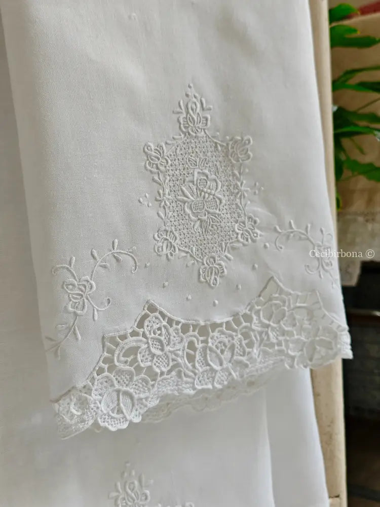 Telo da bagno in lino ricamato Ricamo fiori Telo in lino