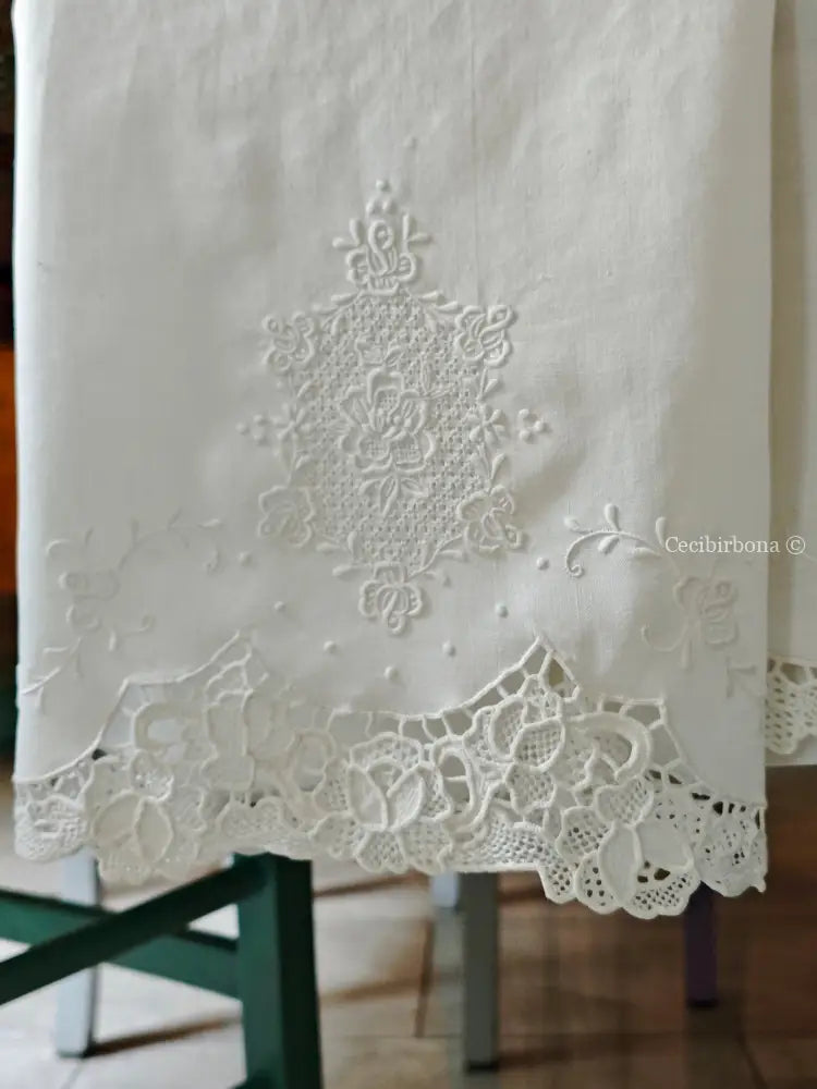 Telo da bagno in lino ricamato Ricamo fiori Telo in lino