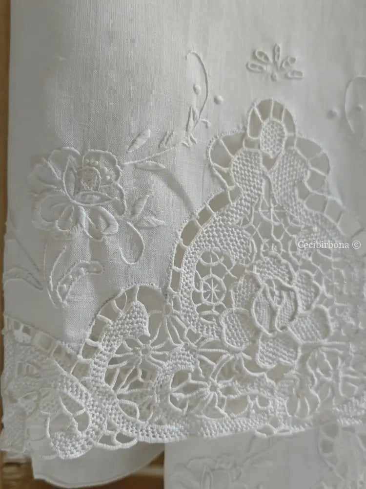 Telo da bagno in lino ricamato Ricamo fiori Telo in lino