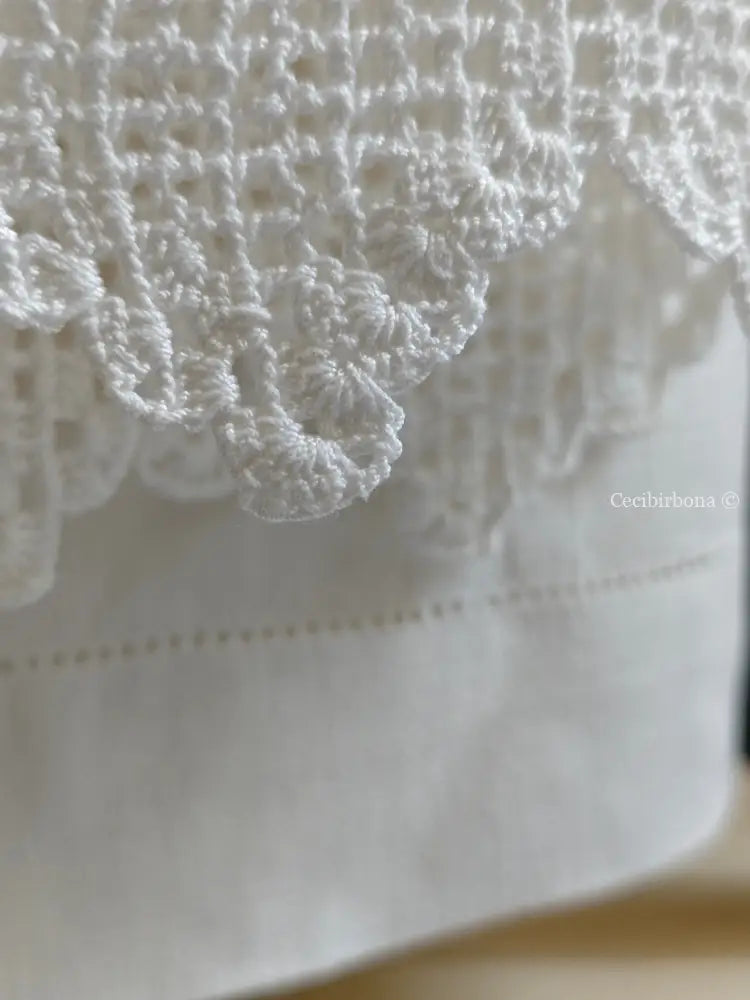 Telo in lino con balza all’uncinetto 1/4 Tende