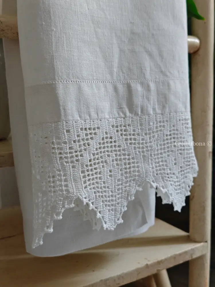 Telo in lino con balza all’uncinetto 3/4 Tende