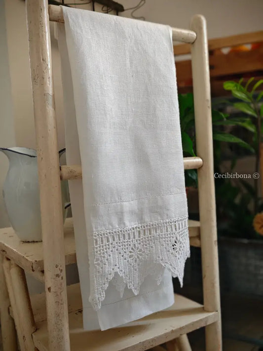 Telo in lino con balza all’uncinetto 4/4 Tende