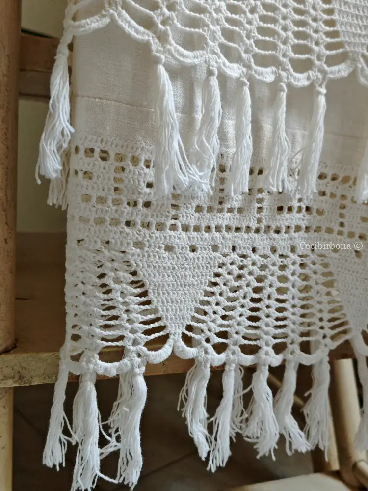 Telo in lino con balze all’uncinetto e con frange e monogramma PN Corredo N.4/4 biancheria antica per la casa