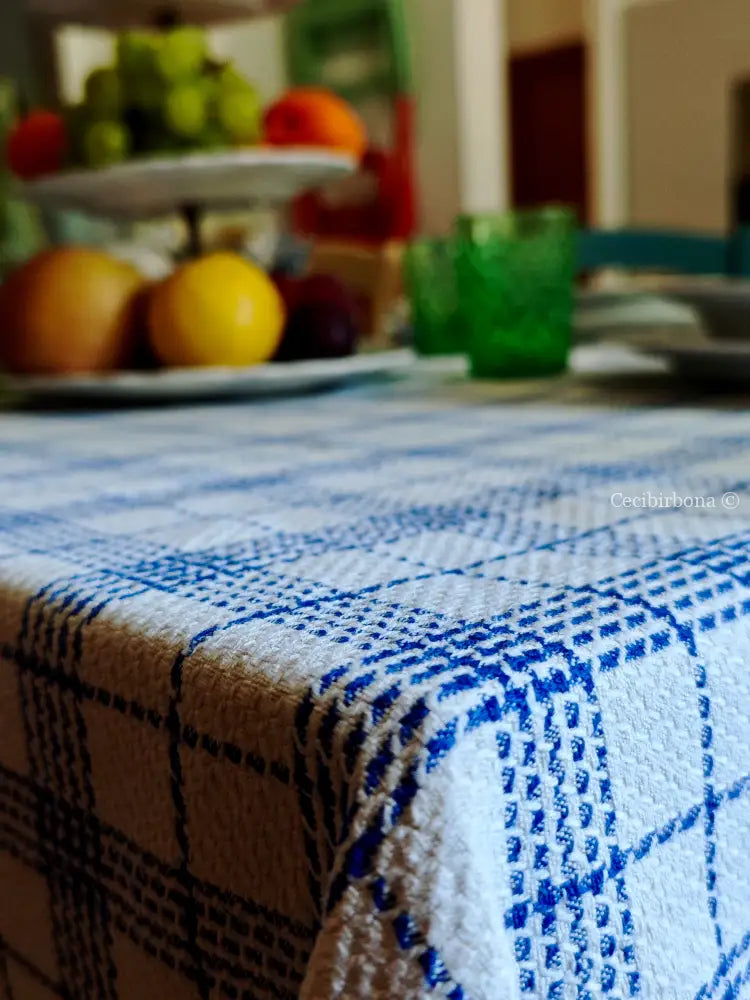 Tovaglia cifrata blu e panna con sei tovaglioli Tovaglia vintage