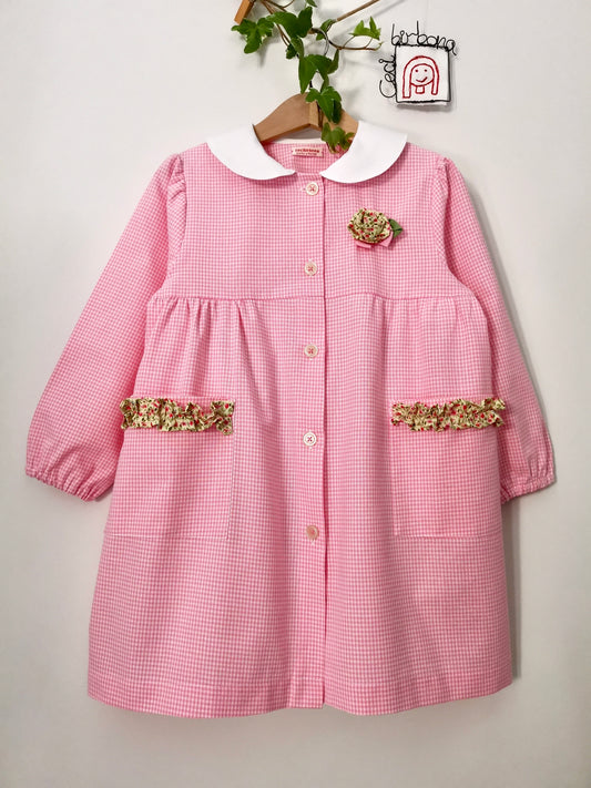 Grembiule bambina per asilo 3/4 anni con rouches a fiorellini rosa