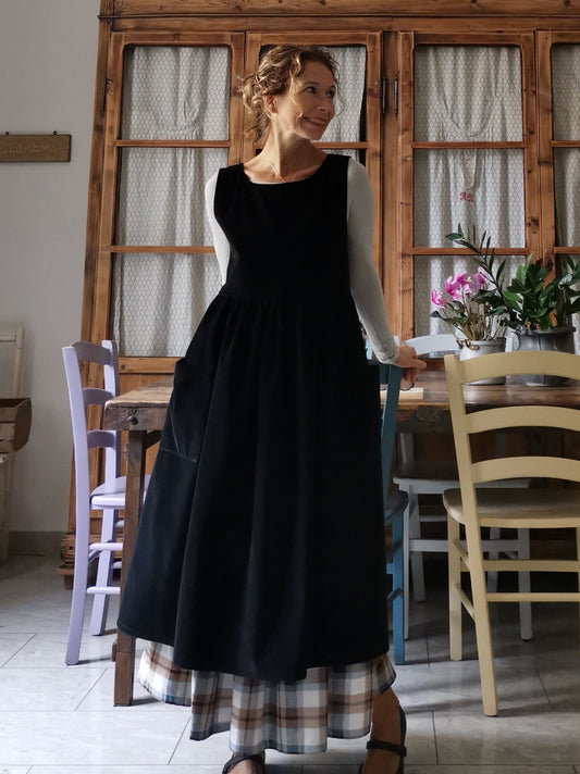 Black striped velvet apron